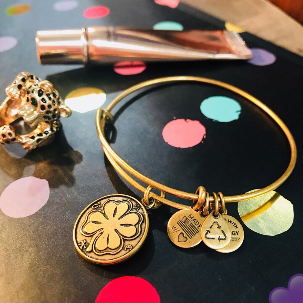 🍀ALEX AND ANI four leaf clover bangle bracelet